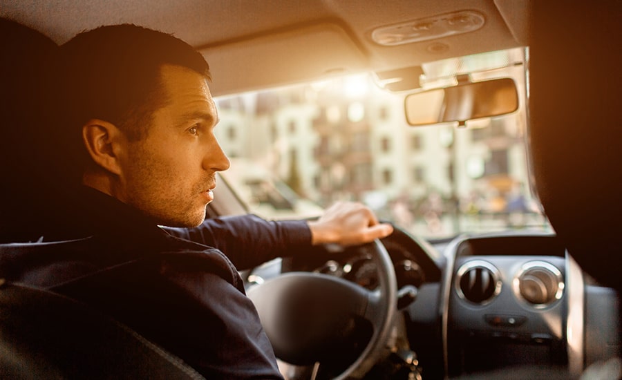 Pourquoi faire appel à un chauffeur VTC pour vos voyages d’affaires à Bordeaux ?