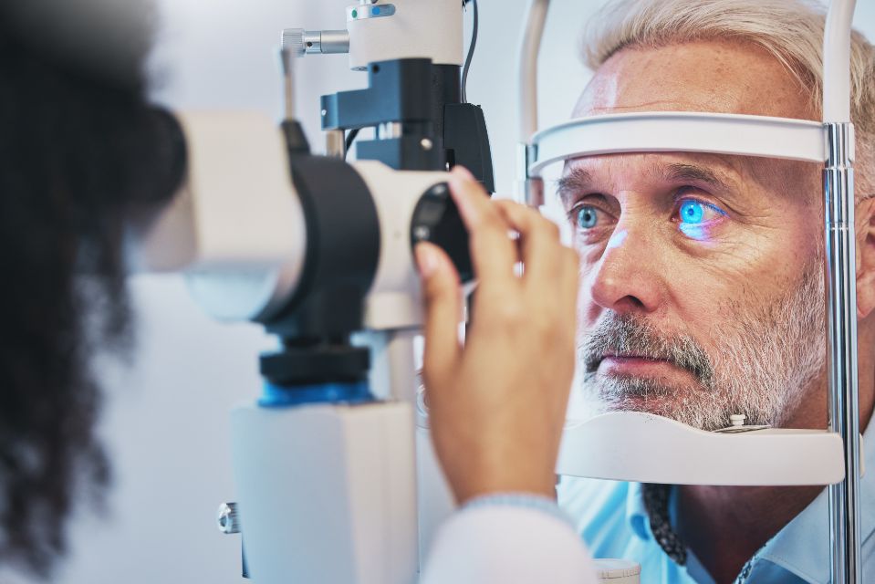 Pathologies oculaires : quand consulter un ophtalmologue ?