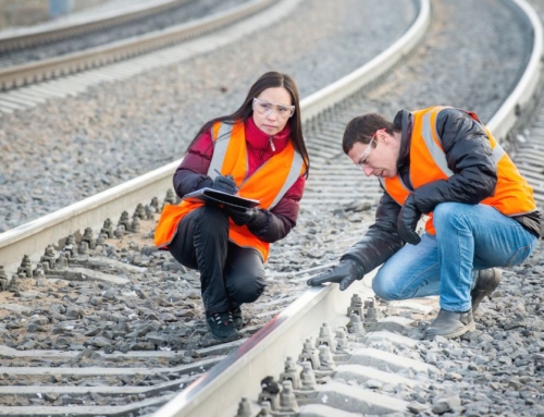 Quels signaux d’alerte sont utilisés sur les chantiers ferroviaires en Suisse ?