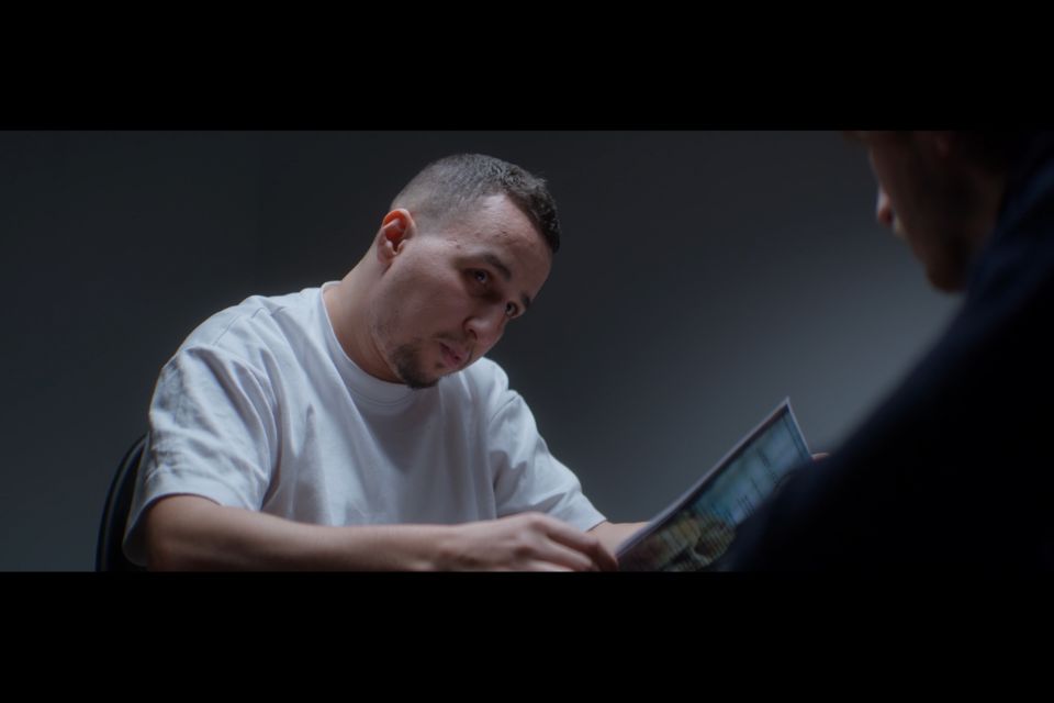 Une journée avec Hamed Souna : là où le cinéma rencontre la rue
